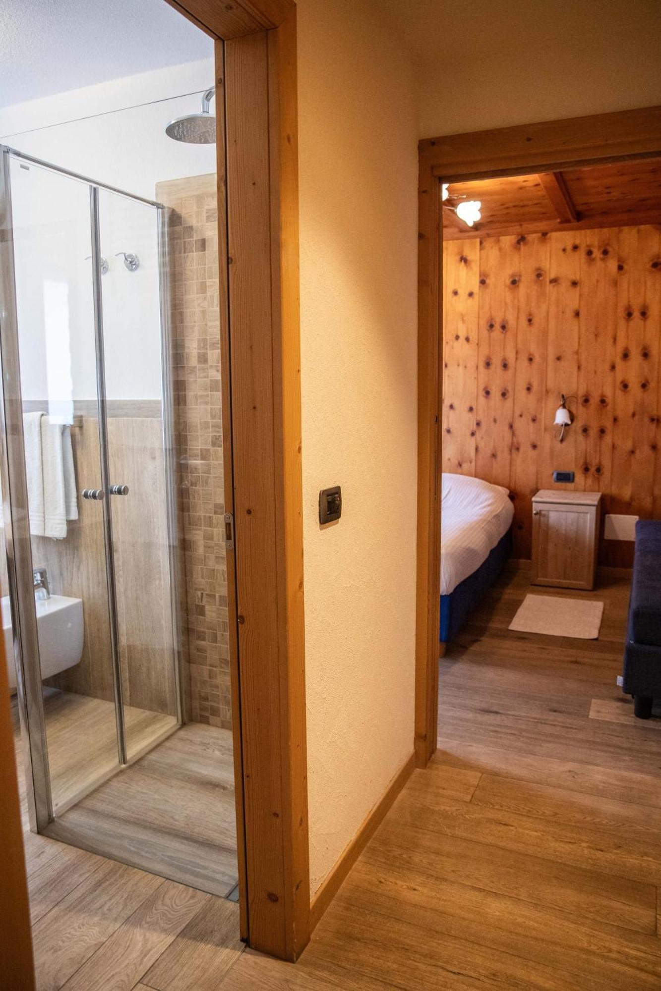 Hotel La Montanina Livigno Bagian luar foto
